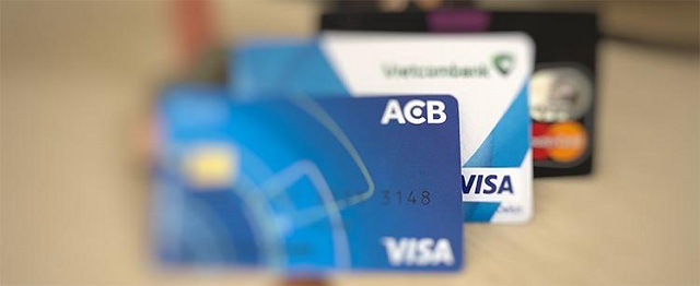 Rút tiền bằng thẻ VISA