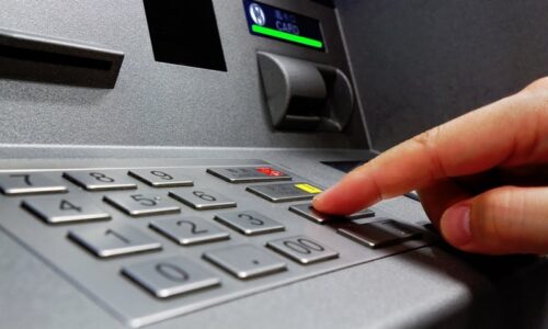 Kiểm tra số dư khả dụng tại ATM