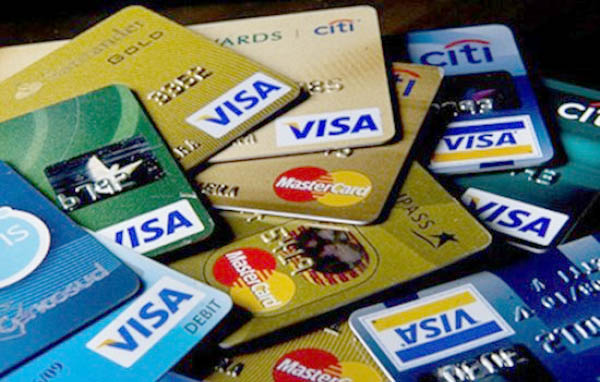 Mở thẻ tín dụng online có nhiều ưu điểm khiến khách hàng yêu thích