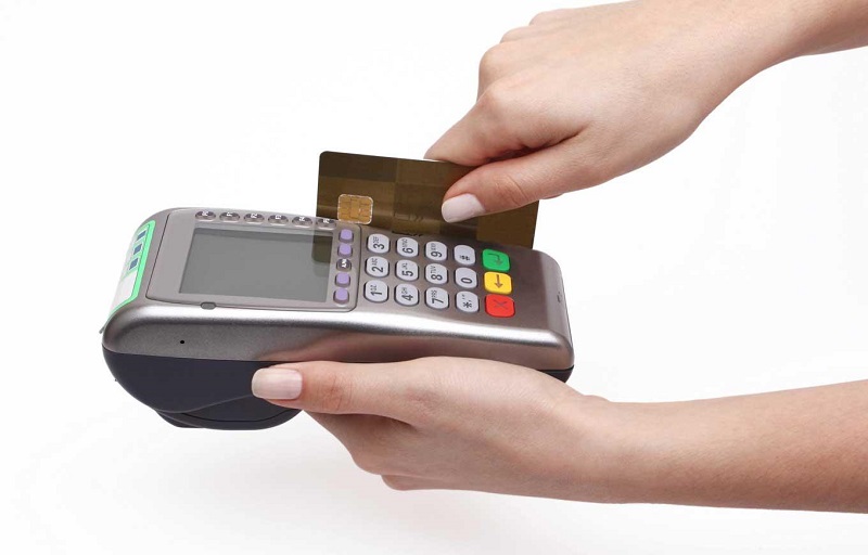 Thanh toán trả góp trực tiếp bằng thẻ tín dụng