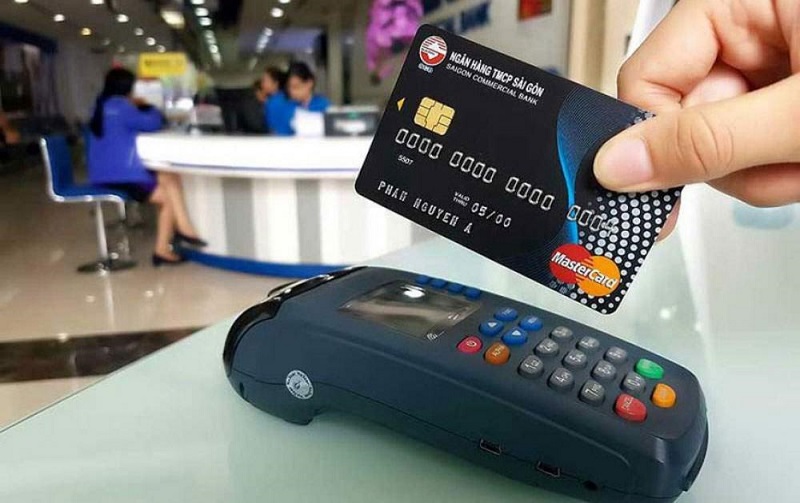 Thẻ tín dụng được rất nhiều khách hàng lựa chọn sử dụng thay tiền mặt