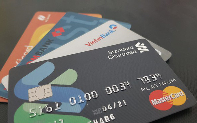 Máy POS chấp nhận tất cả các loại thẻ do ngân hàng phát hành