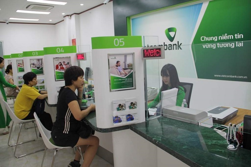 Phí chuyển đổi ngoại tệ tại ngân hàng Vietcombank