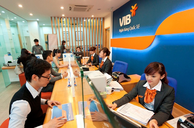 Thời gian làm việc tại các chi nhanh của ngân hàng VIB