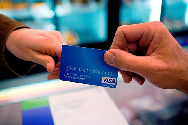 Chuyển tiền qua thẻ VISA là một cách đơn giản nhanh chóng