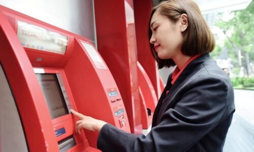 Máy ATM là gì? Cách sử dụng máy ATM