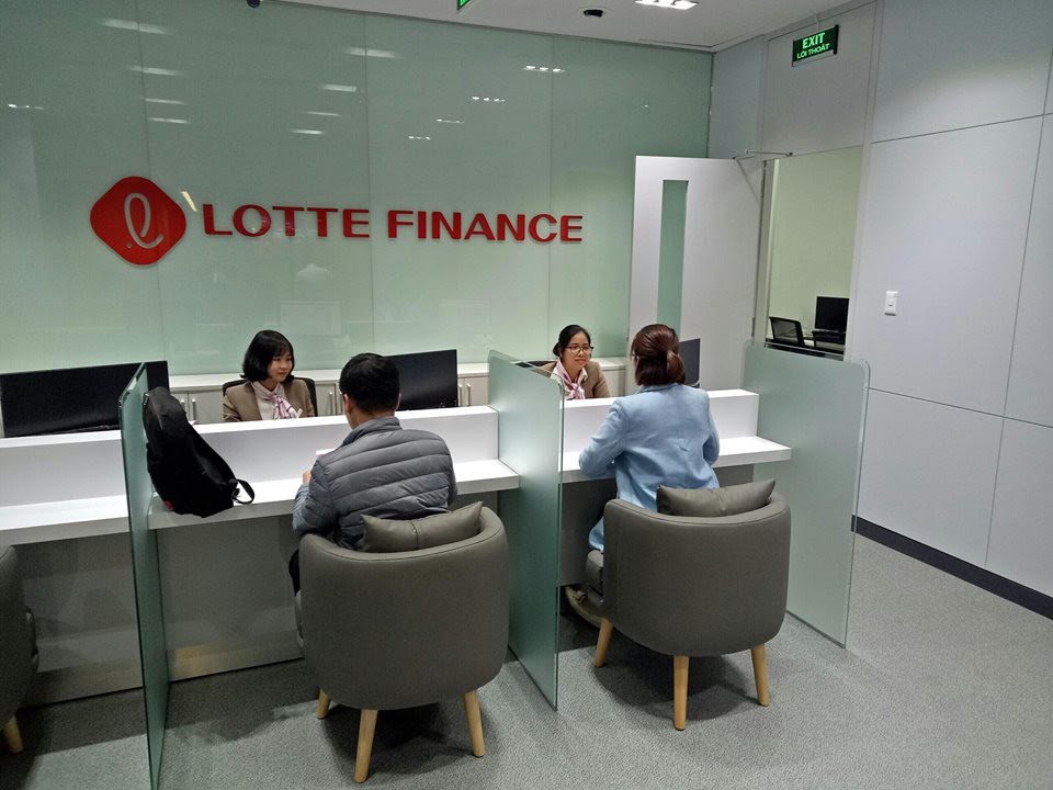 Giao dịch tại quầy Lotte Finance